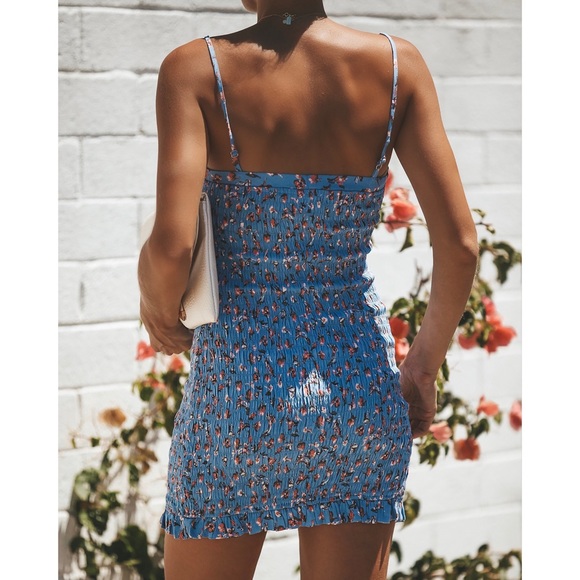 SECRET ADMIRER SMOCKED DRESS - Picture 3 of 7